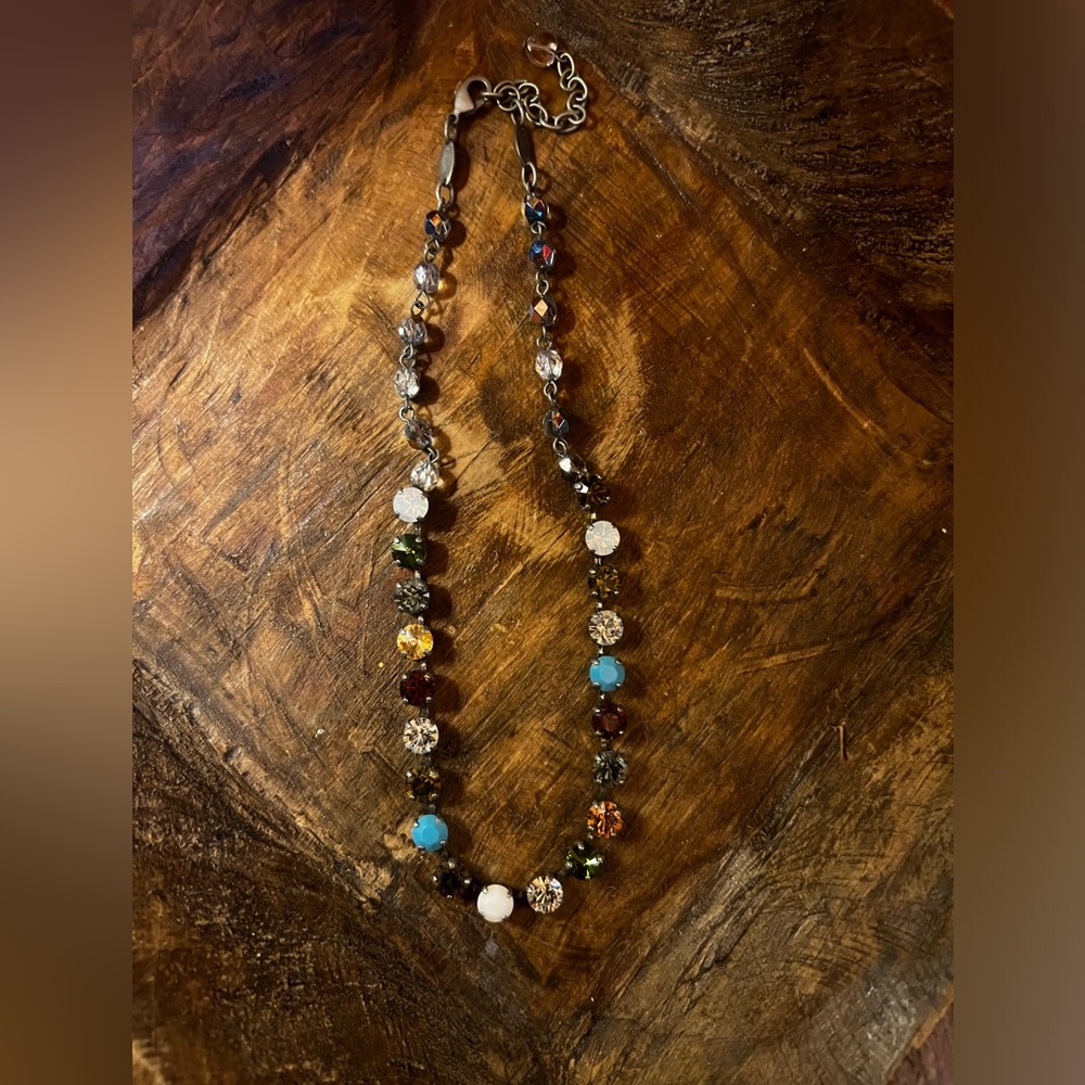 Sabika choker